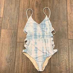 Acacia Florence in Shibori